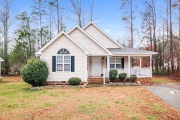 105 Hazelwood Ct Oxford, NC 27565